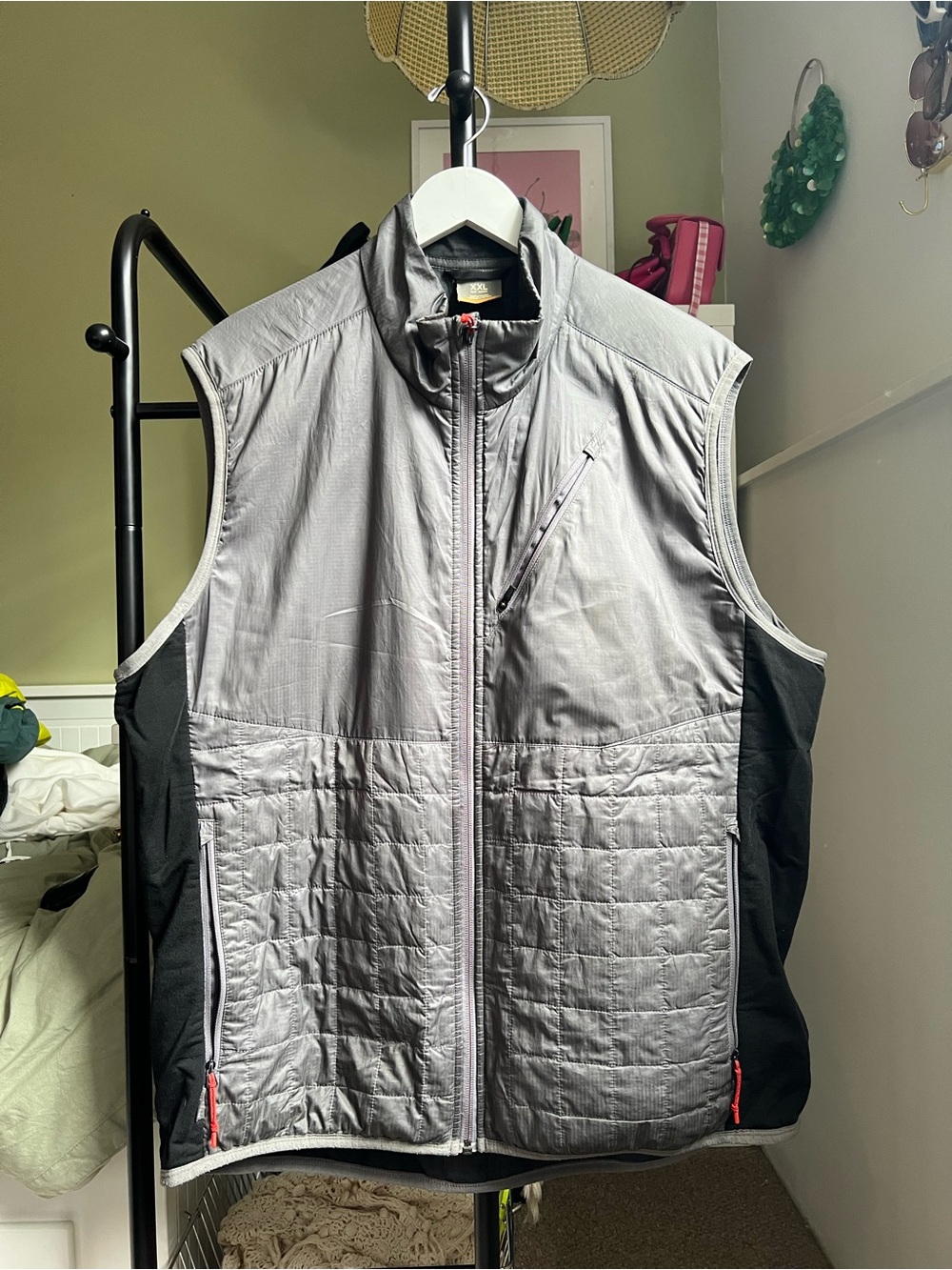 Icebreaker Men's Gray and Black Hybrid Vest